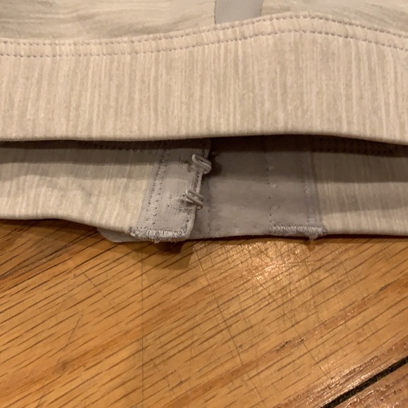 Hanes runner sports bra, SZ L - Picture 3 of 6